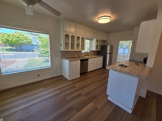 Photo - HOME FOR RENT