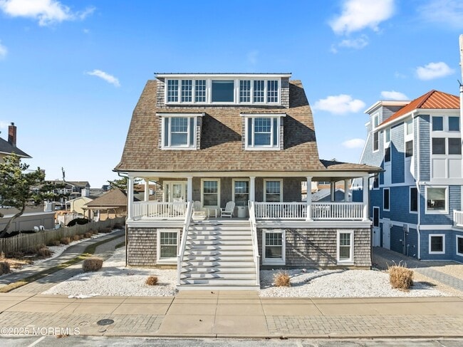 Building Photo - 809 S Ocean Ave Rental