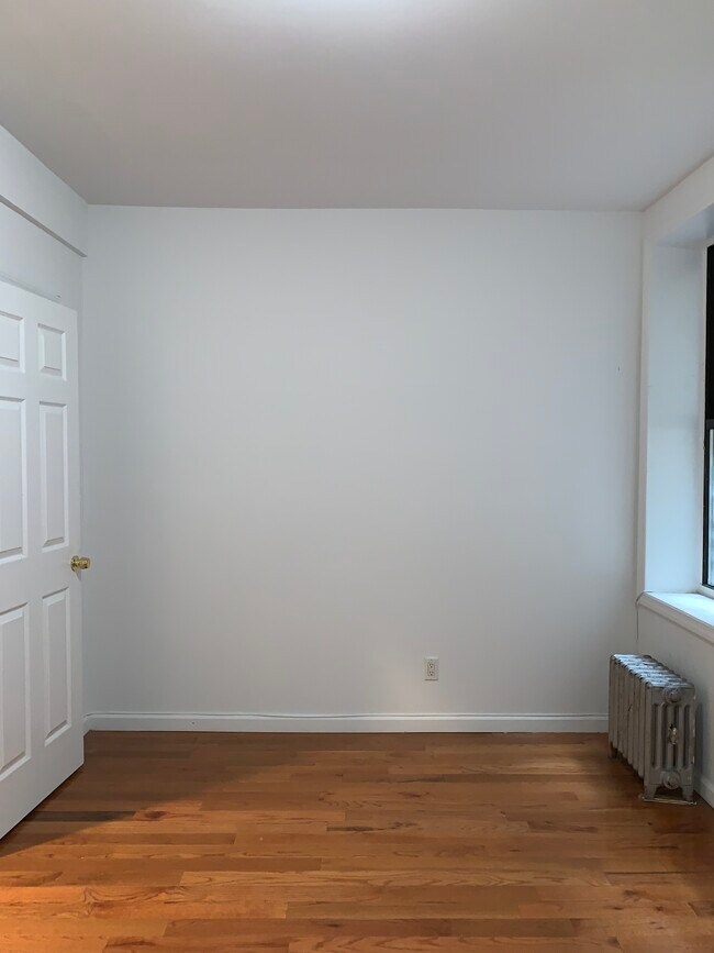 Photo - 112 W 138th St