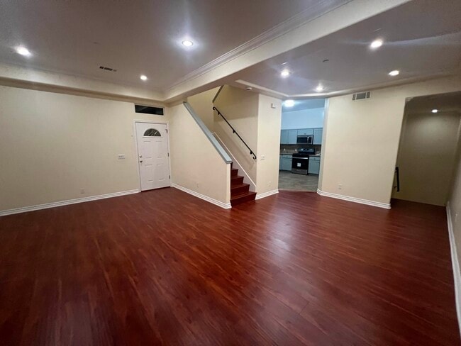 Photo - 10235 Independence Ave