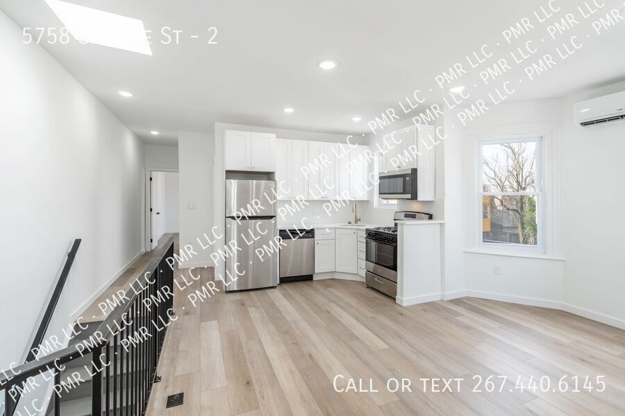 Photo - 5758 Spruce St Unidad 2