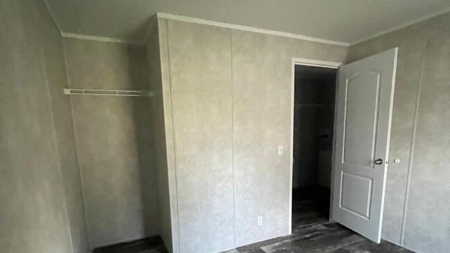 Photo - 1019 W Main St