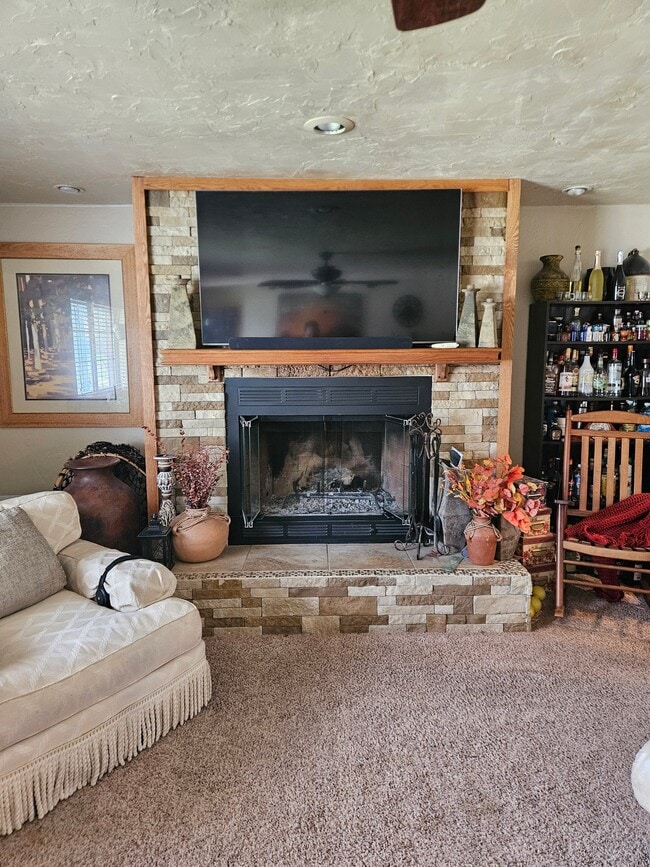Photo - 11612 SW 7th St