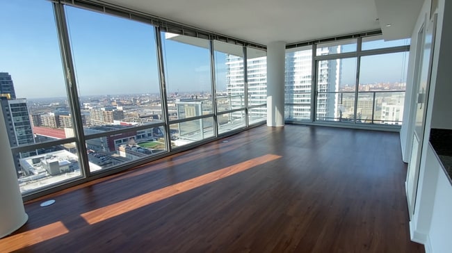 Photo - 111 W Polk St