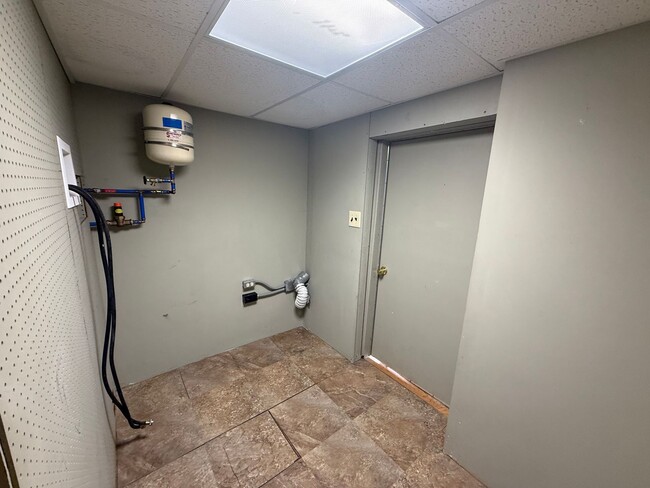 Photo - 900 N St Unidad 900B