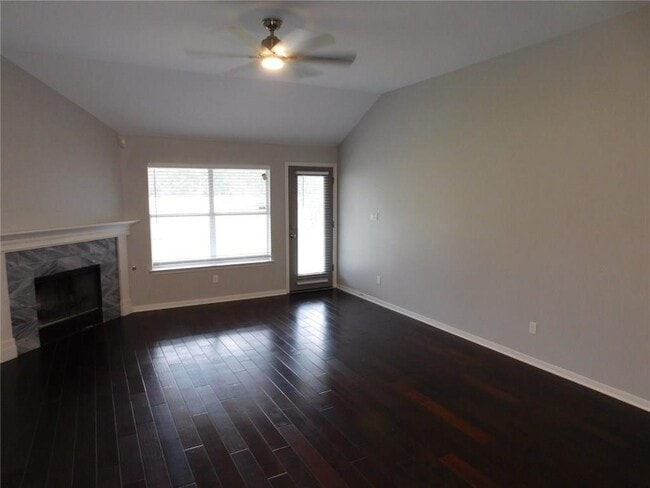 Photo - 651 Columbine Ave