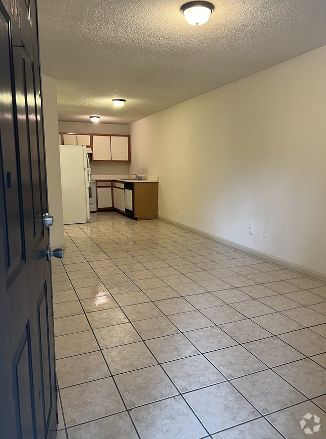 Building Photo - 145 Lullwater Dr Unit 102 Rental