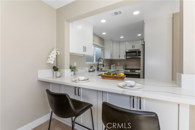 Photo - 755 S Brea Blvd