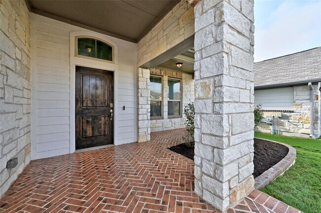 Photo - 1320 Goldilocks Ln