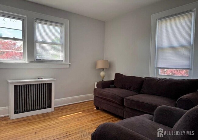1315 Murray Ave