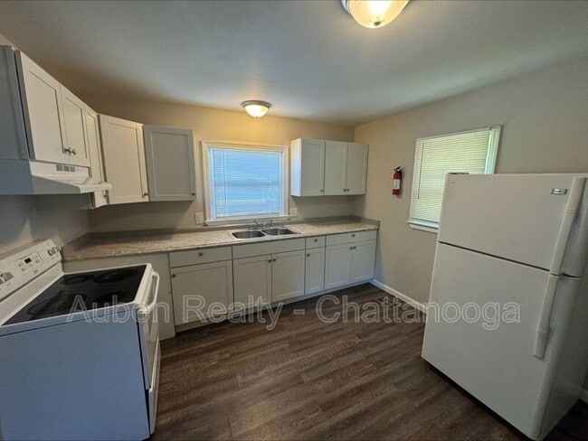 Photo - 808 Lafayette Dr