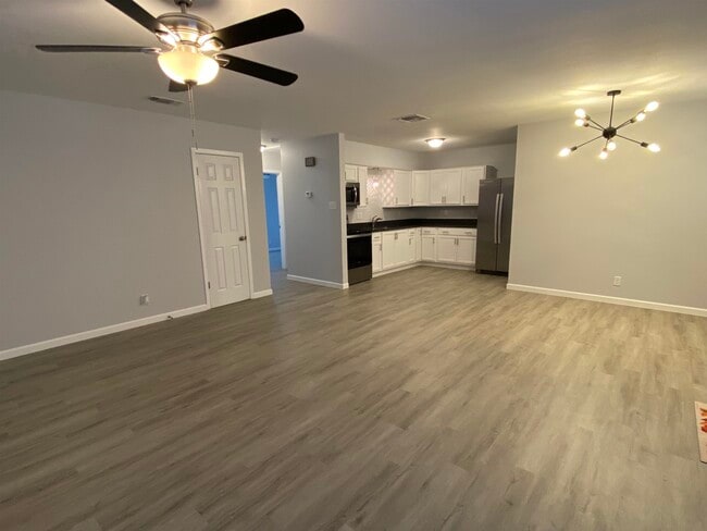 Photo - 104 Catherine St