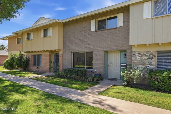 Photo - 3937 S Mill Ave
