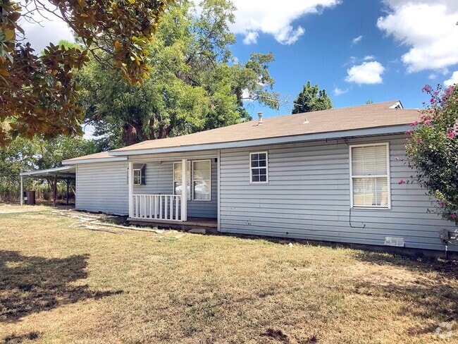 Building Photo - 107 Center Point Rd Rental