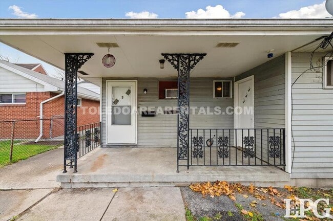 Photo - 648 Eleanor Ave Unit 3