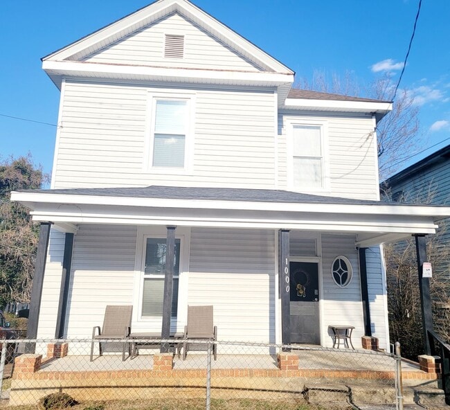 Building Photo - 1000 Taylor St Unit 1