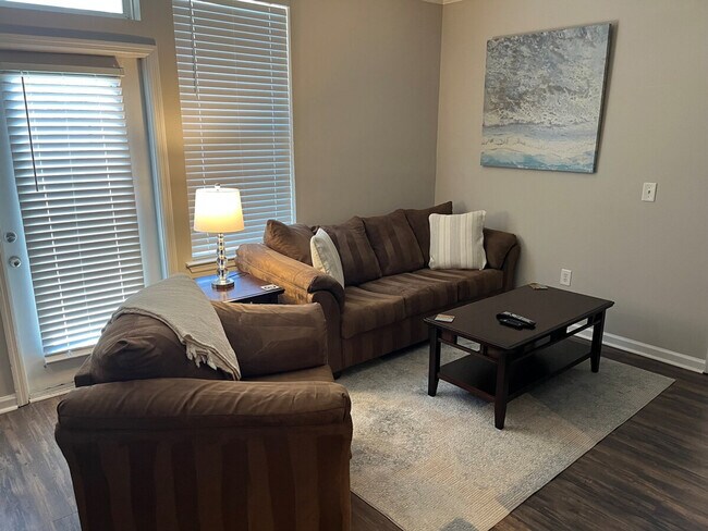 Photo - 1397 Lettered Olive Ln Unidad ID1344183P