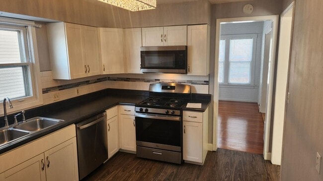 Photo - 2416 Jackson St