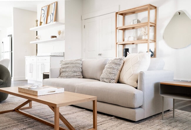 Photo - Klein Huis at Turner Mill