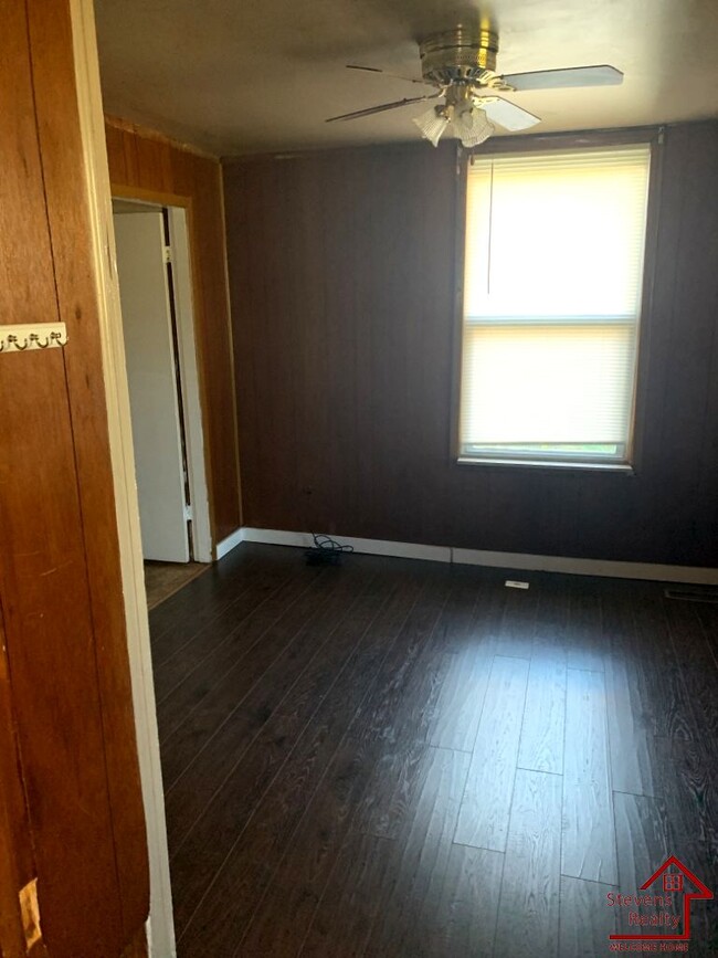 Photo - 2110 Brown Ave