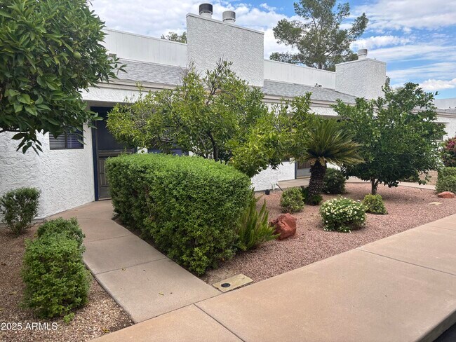 Photo - 1444 N Recker Rd Unit 126