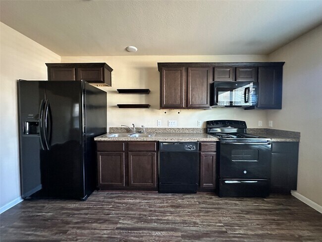 Photo - 16697 E Hammon