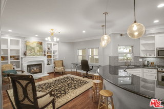 Photo - 850 Croft Ave