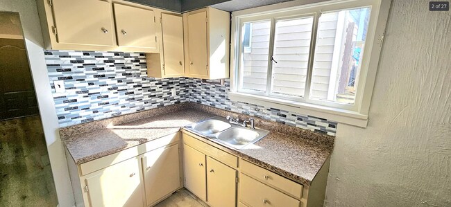 Photo - Spacious 5-Bedroom Bellevue Home with Sunroom & Massive Backyard