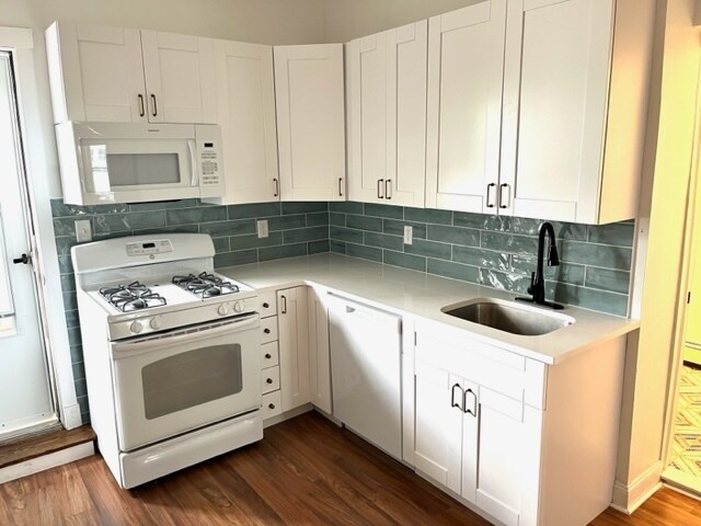 Remodeled Kitchen quartz countertops - 24 Center St Unit #1