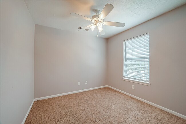 Photo - 206 Sydnor St