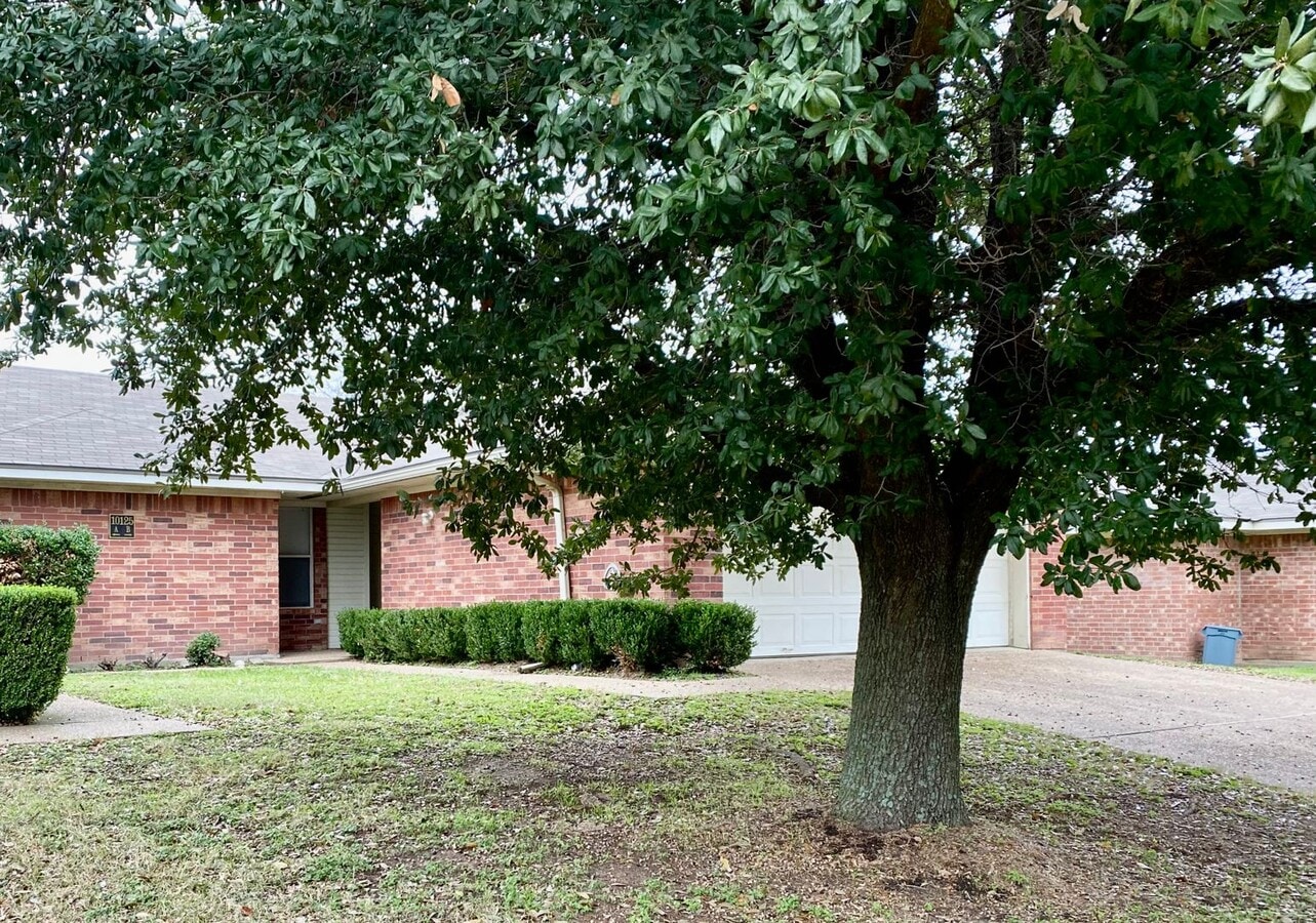 Cougar Ridge duplex - Cougar Ridge duplex