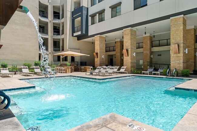 Scottsdale Grand