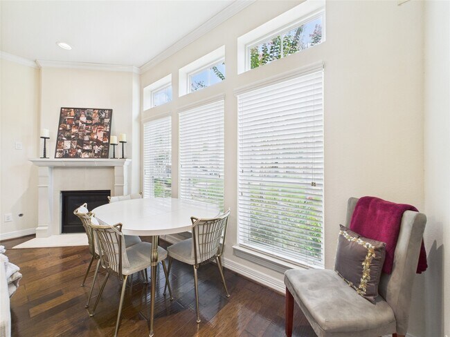 Photo - 22 Tassia Ln