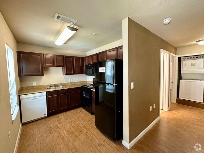 Building Photo - mbe766 Unit 101 Rental