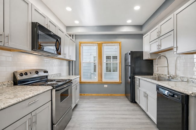 Photo - 1704 Ashland Ave