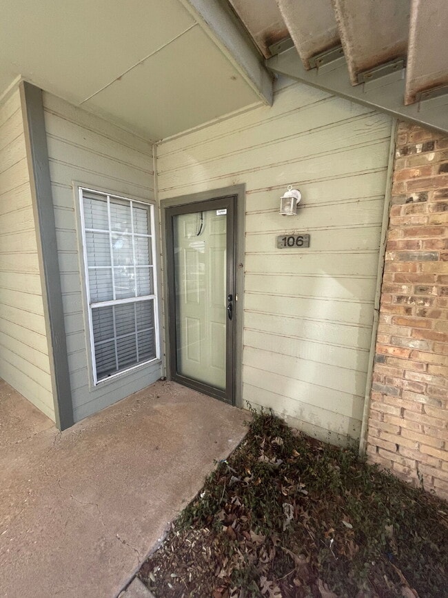 Photo - Beautiful Timber Ridge Condos near Jan Jennings Park Unit Building b