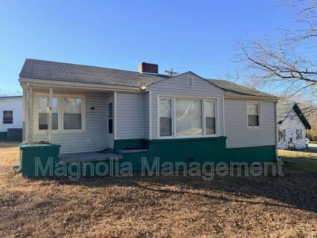 Building Photo - 2036 Raleigh Rd