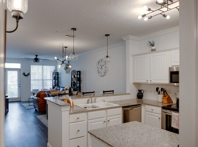 Photo - 159 Brooks St SE Unit 205