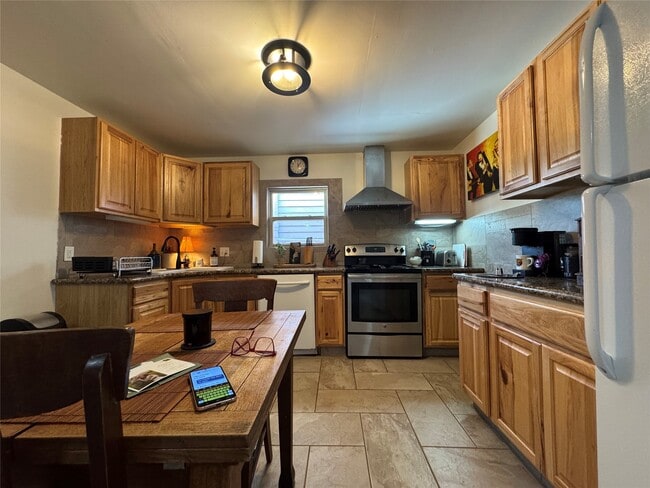 Photo - 1823 Market St