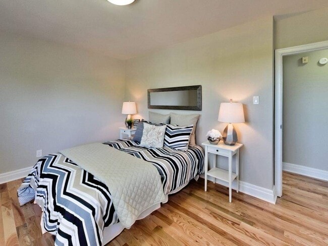 Photo - Foxden Cottonwood