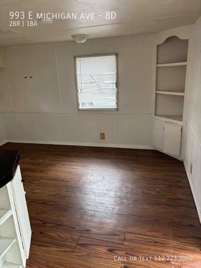 Photo - 993 E Michigan Ave