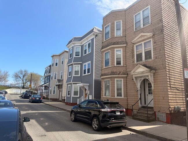 Photo - 18 Washburn St Unit 2