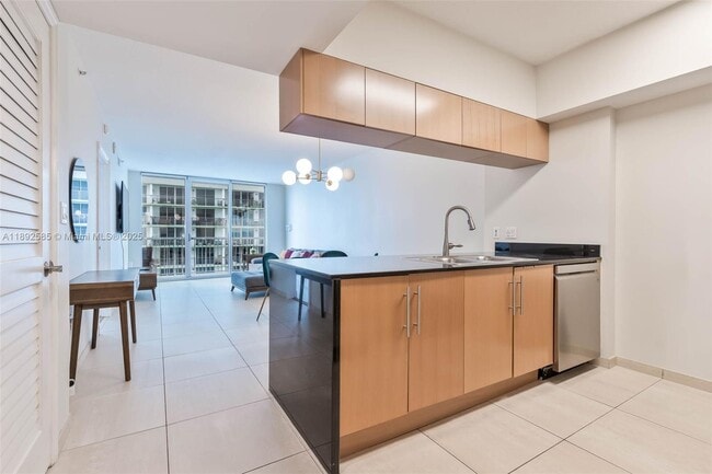 Photo - 1750 N Bayshore Dr Unit 1809