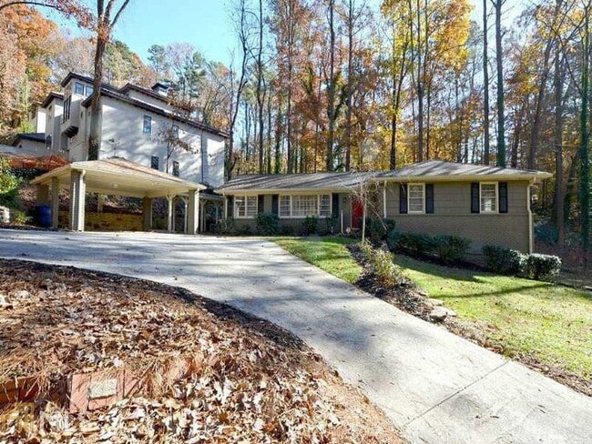 Photo - 1019 Crane Rd NE