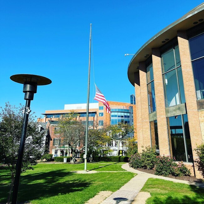 Photo - 40 E Court St Unit 2nd Fl