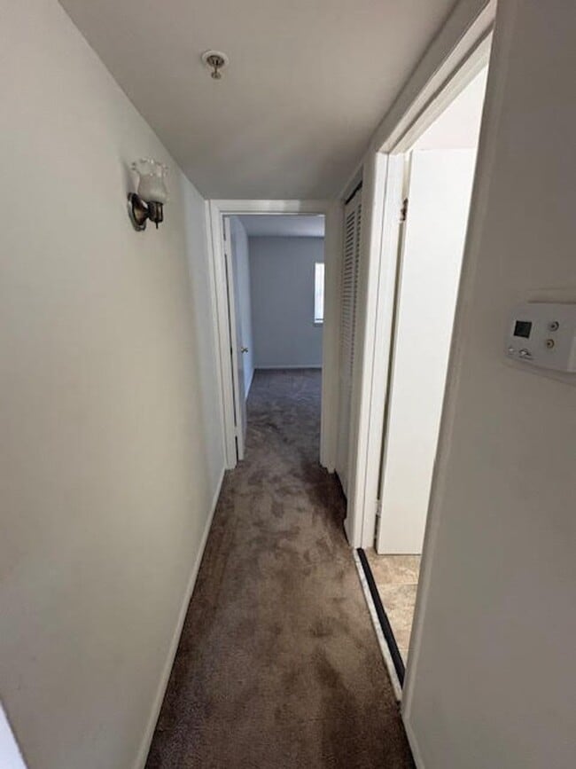 Photo - Three Bed One and Half Bath Unidad 778-302