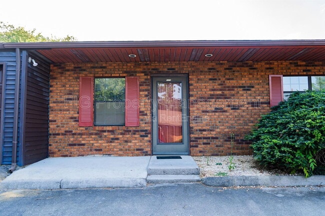 Building Photo - 1816 Lively Rd