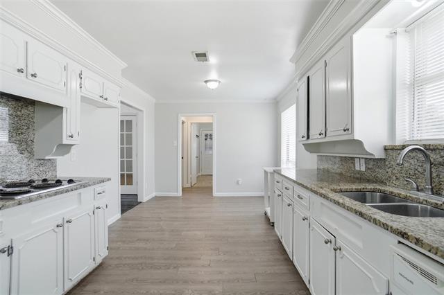 Photo - 6200 Trail Lake Dr