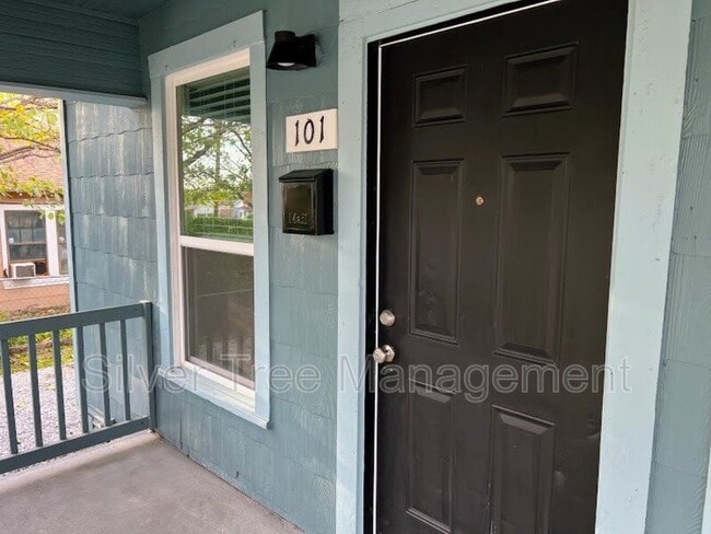 Photo - 3217 NW 29th St Unit 101