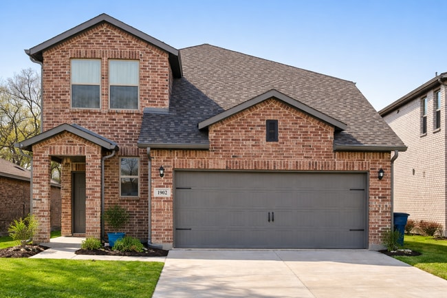 Photo - 1902 Iris Rd